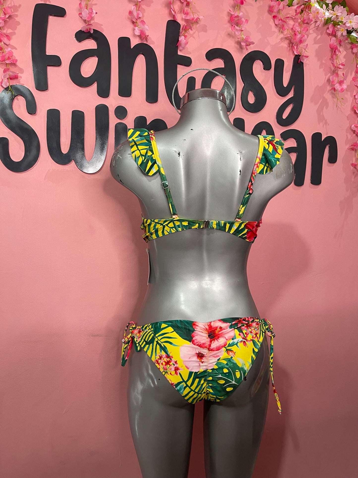 Bikini rosas rojas c/amarillo