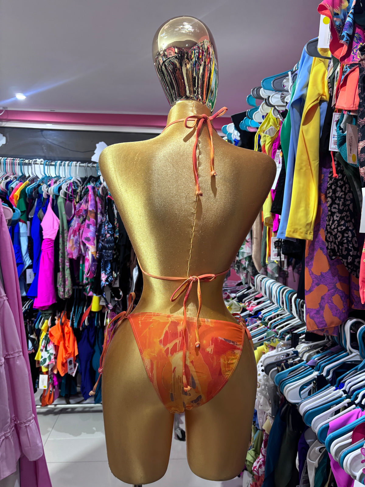 Tusa bikini naranja