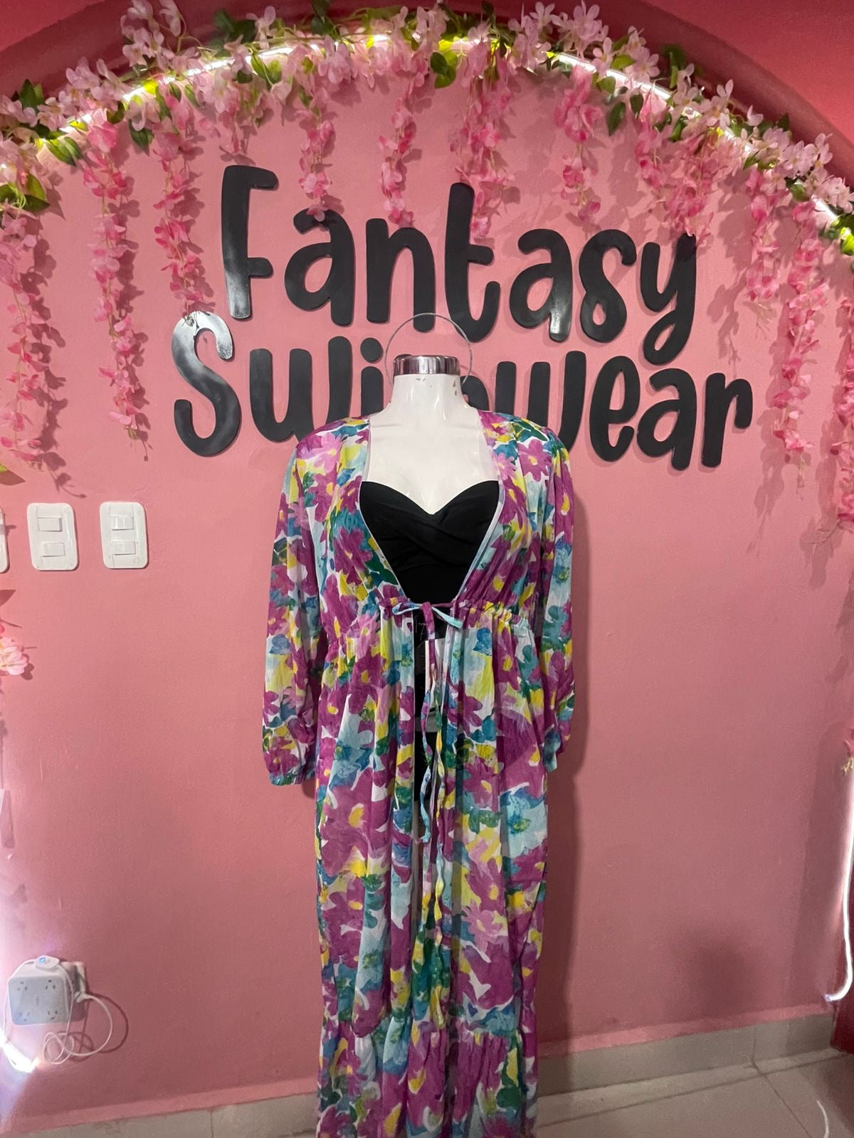 Kimono de flores moradas