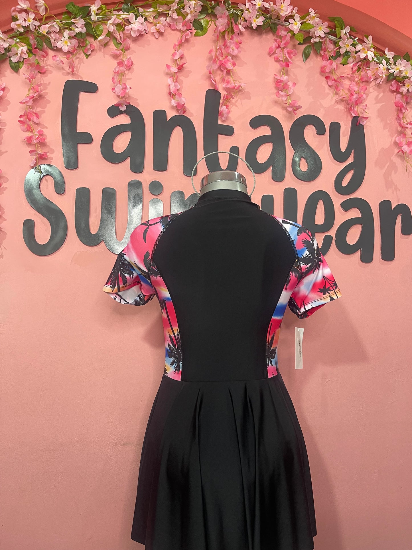 Monokini manga corta con falda