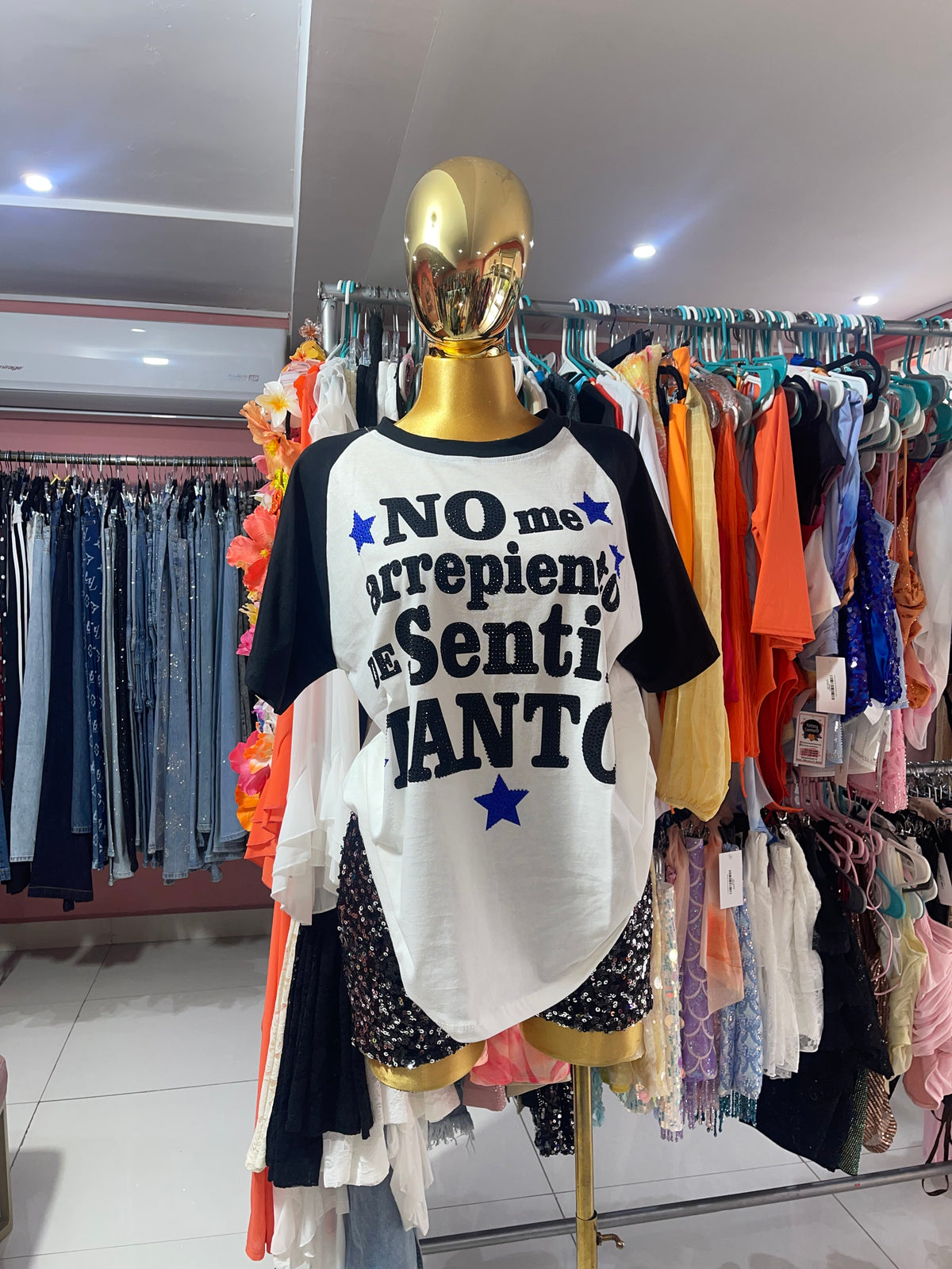 Blusa NO ME ARREPIENTO DE SENTIR TANTO