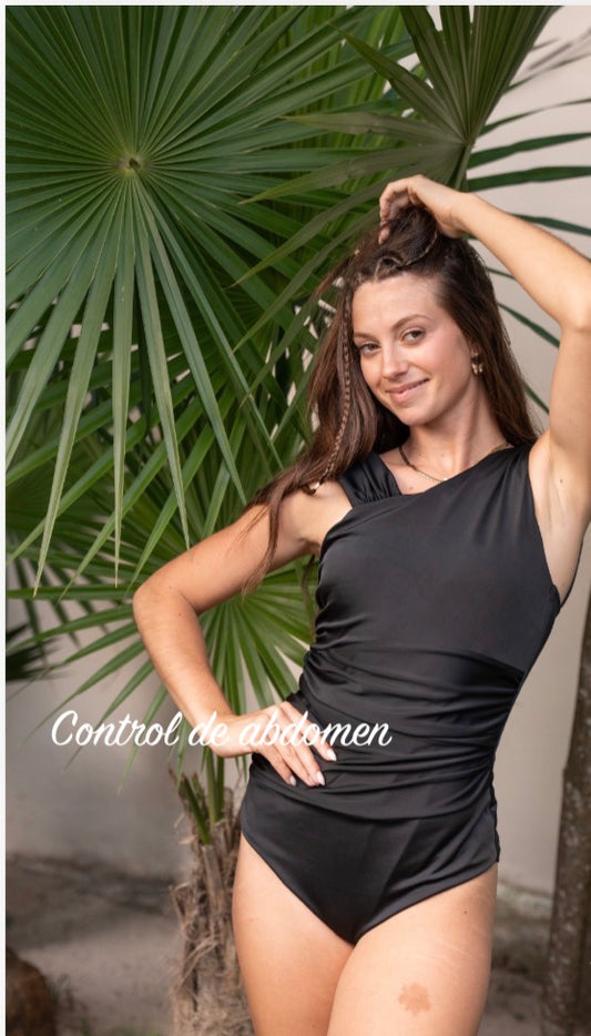 Magda negro control de abdomen