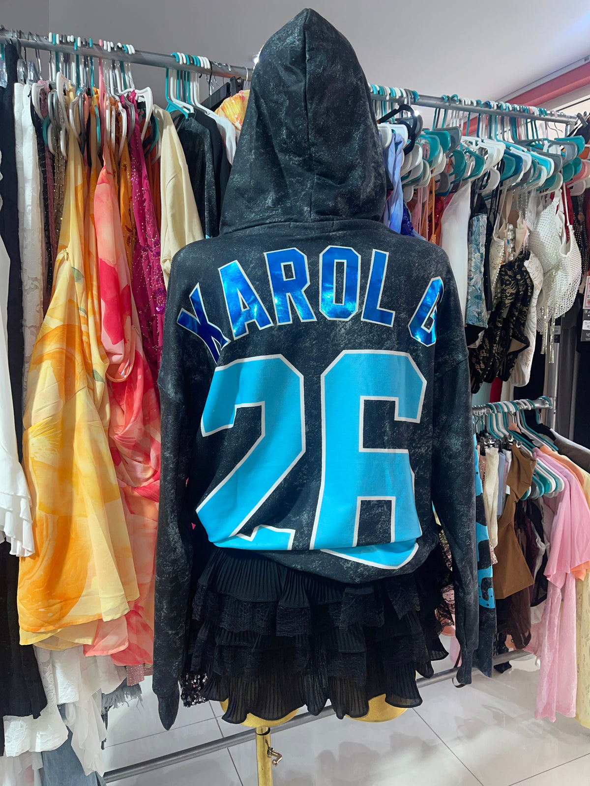 Sudadera de Karol G