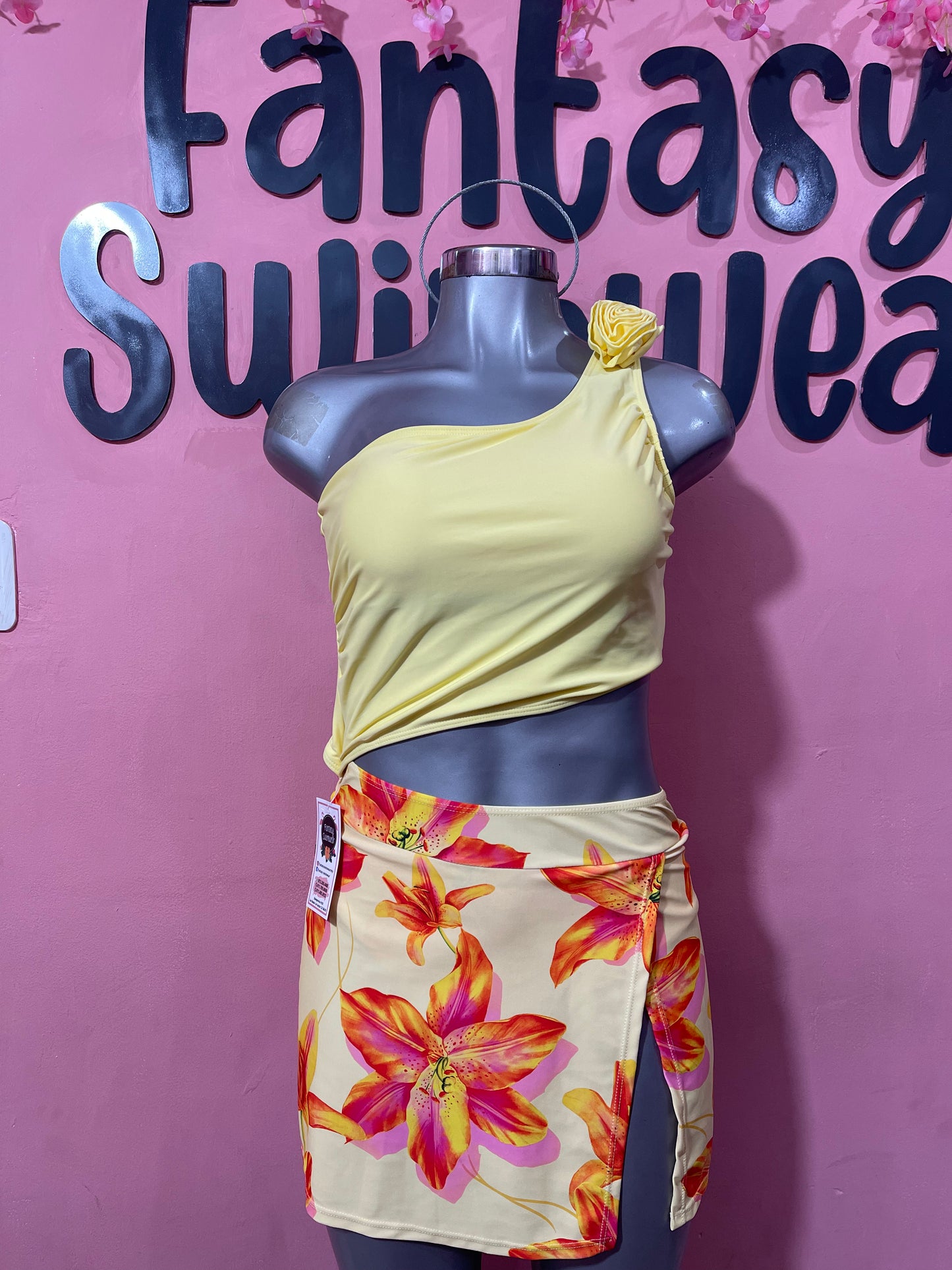 Jenny amarillo