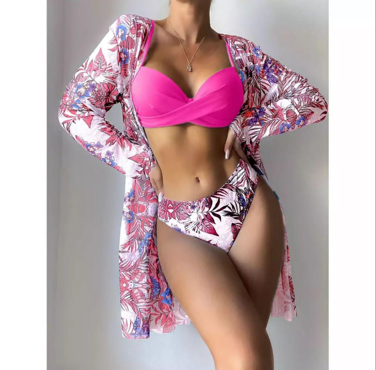 Bikini  flores rosa fosfo set